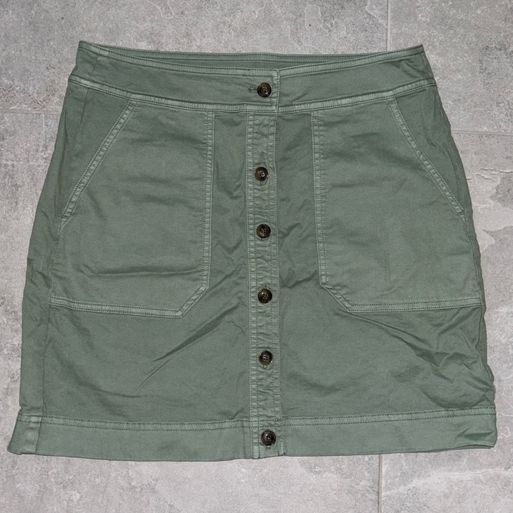 Vineyard Vines skirt